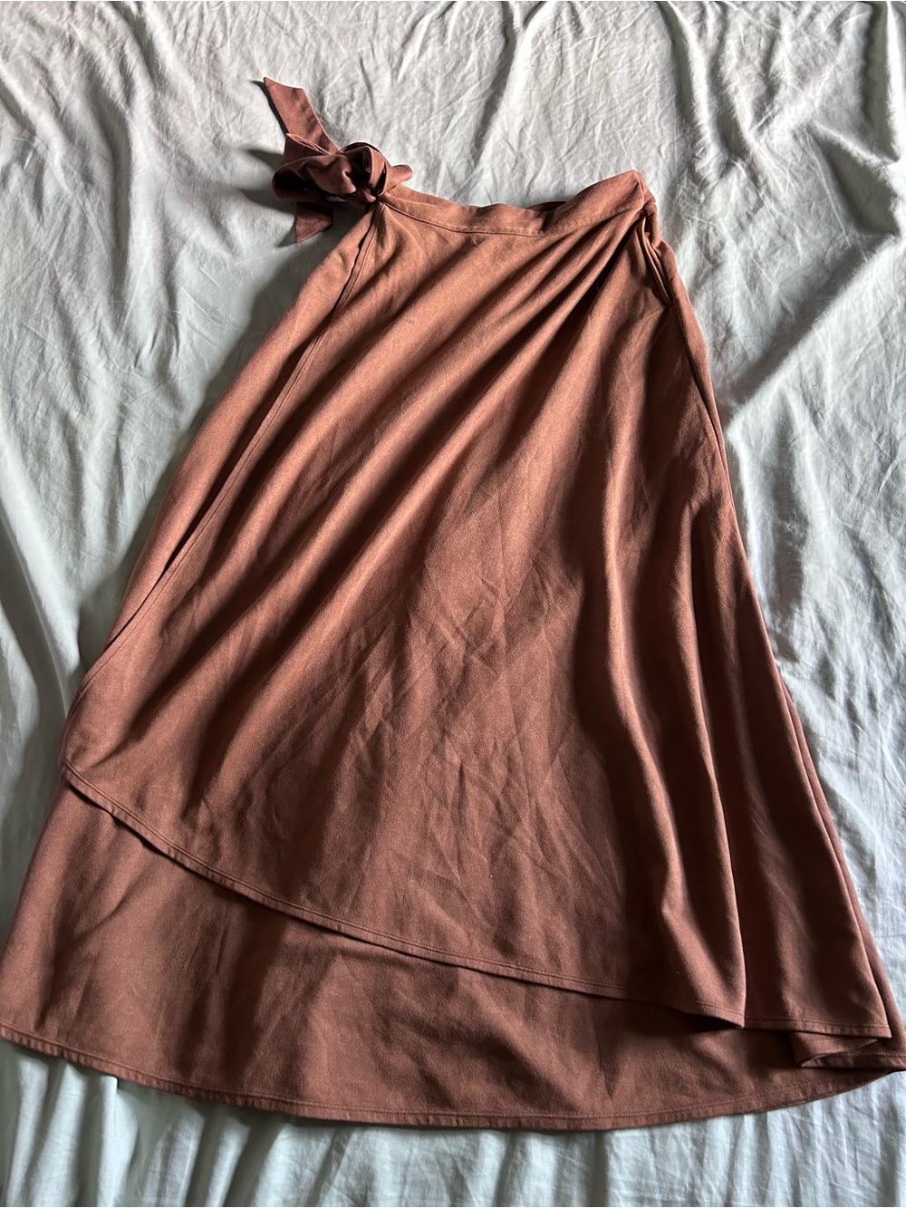 HALARA High-Low Wrap Skirt in Rusty Brown